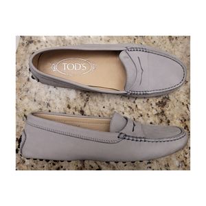 EUC Authentic TOD's Leather Grey Gommino Driving Shoes
